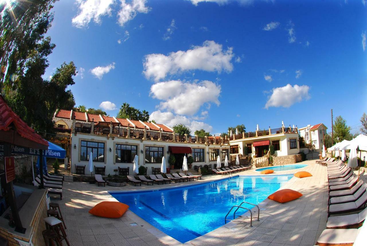 Bellapais Monastery Hotel Kerýnia Eksteriør bilde