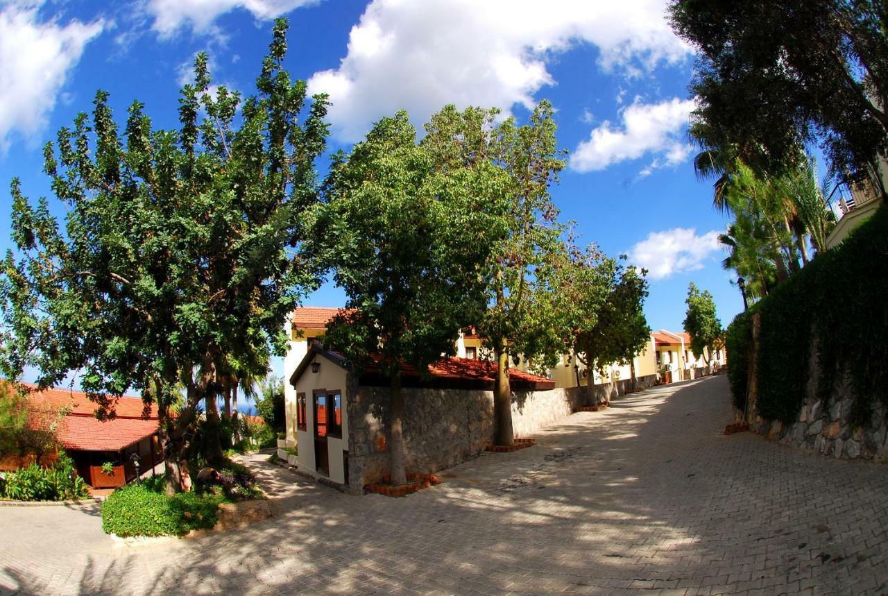 Bellapais Monastery Hotel Kerýnia Eksteriør bilde